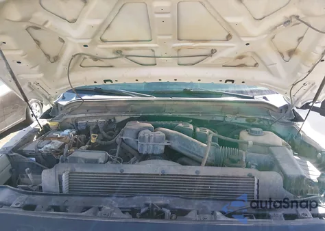 2015 Ford F-350 Xl z USA, uszkodzony, nr VIN 1FT7X3B68FEB00047